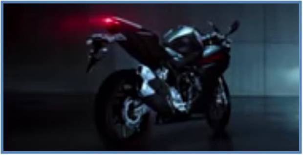 Red Light Honda CBR250RR - Dedy Akas Website